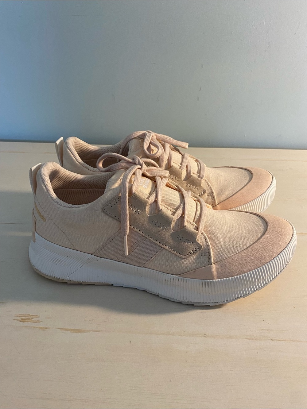 Sorel Pale Pink Sneakers - Picture 2 of 10
